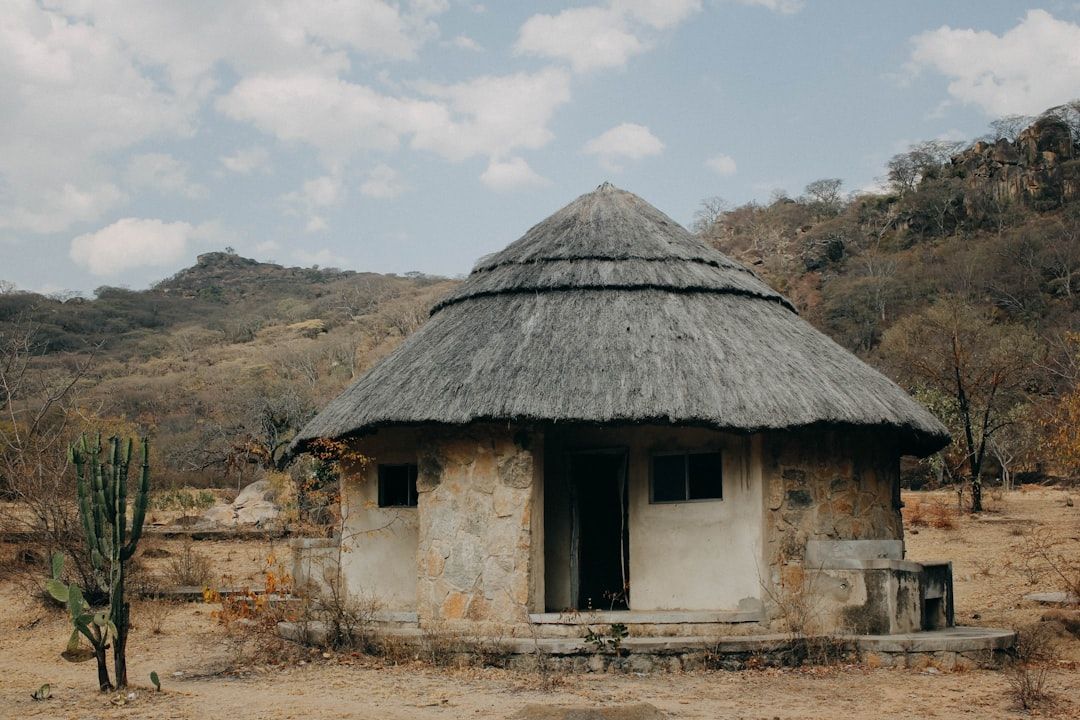 Zimbabwe traditional architecture historic